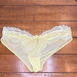 Intimissimi Yellow Lace  Panties Medium